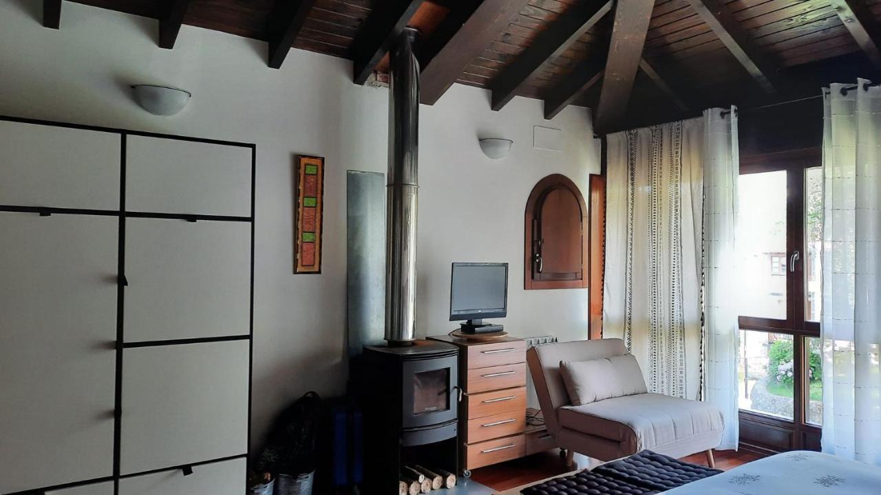 La Casa De Abajo Villa Llanes Exteriör bild