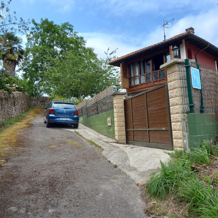 La Casa De Abajo Villa Llanes Exteriör bild