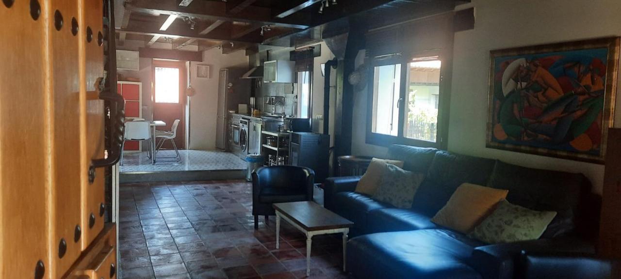 La Casa De Abajo Villa Llanes Exteriör bild